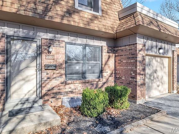 2nd image of 2499 Dordogne Dr
