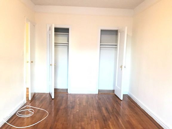 3rd image of 3206 29th St APT 4F