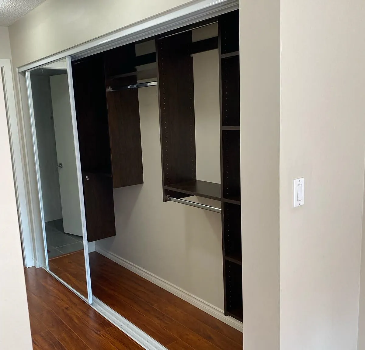 2 bed, 748 sqft, $2,450 — Photo 4