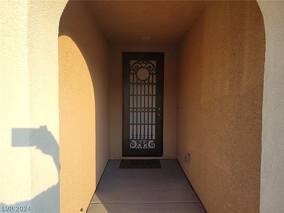 5th image of 6640 Candlebrook Ave