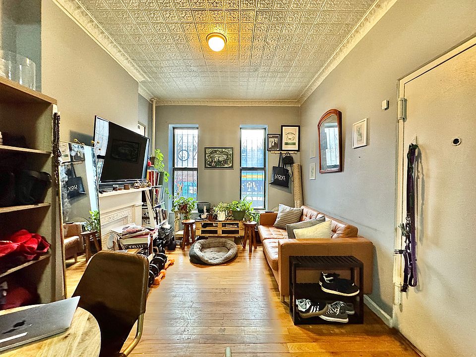 1st image of 79 Underhill Ave APT 1L