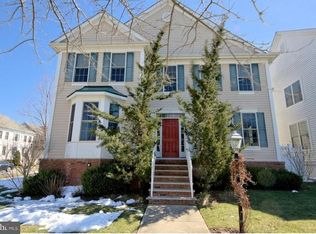 32 Carson St, Robbinsville, NJ 08691