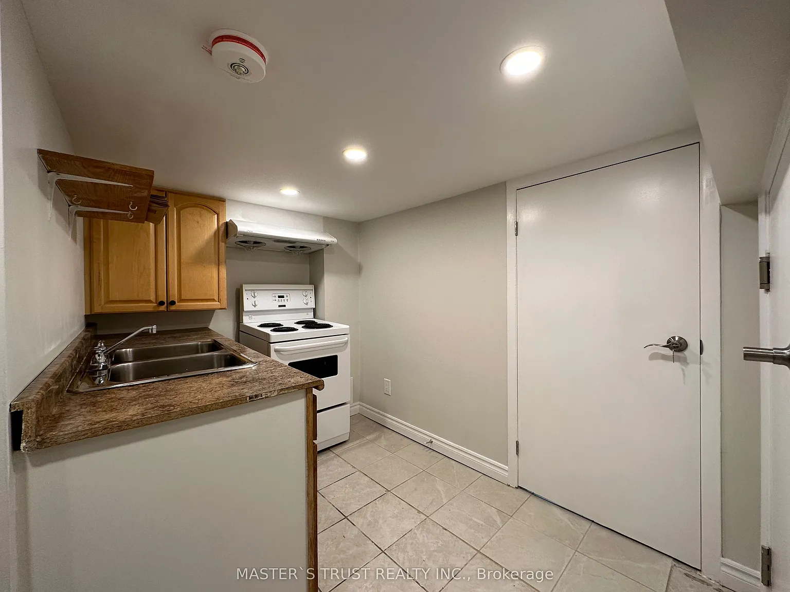 1 bed, $1,240 — Photo 2