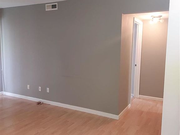 2nd image of 1960 Marine Terrace Dr APT J