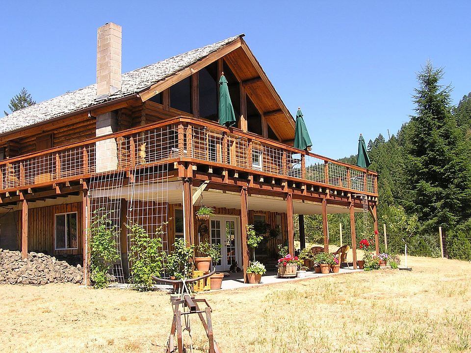 Beautiful Log Home