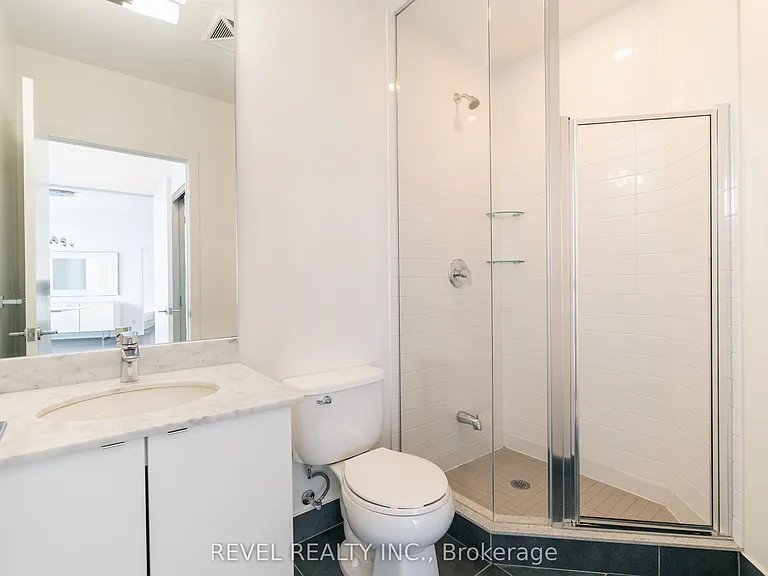 150 E Liberty St #Penthouse 3 — Photo 24