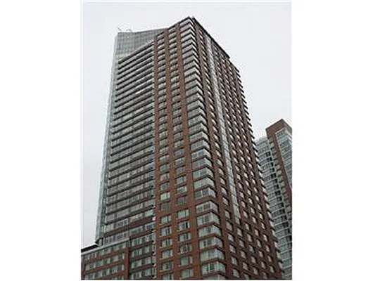 Rented by Douglas Elliman | media 7