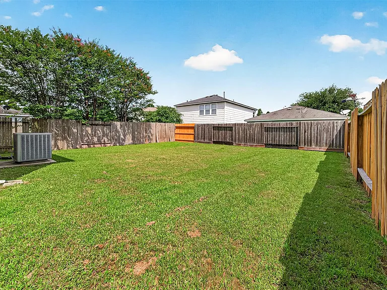 3519 Fuller Bluff Dr — Photo 33
