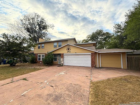 2nd image of 5715 FOUNTAINWOOD