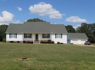 185 J C Breckenridge Cv, Adamsville, TN 38310