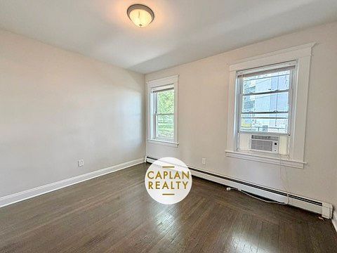 5th image of 90 Bristol St #2B