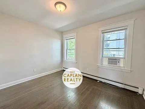 91 Bristol St #B — Photo 7