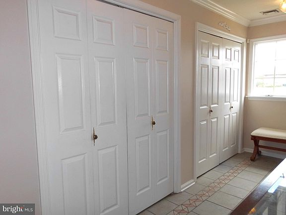 4th image of 3001 E Chestnut Ave APT D39