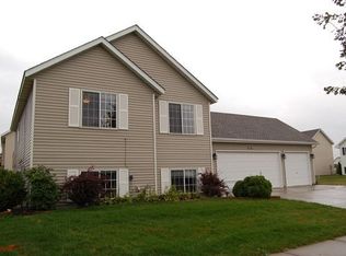 715 12th St, Farmington, MN 55024