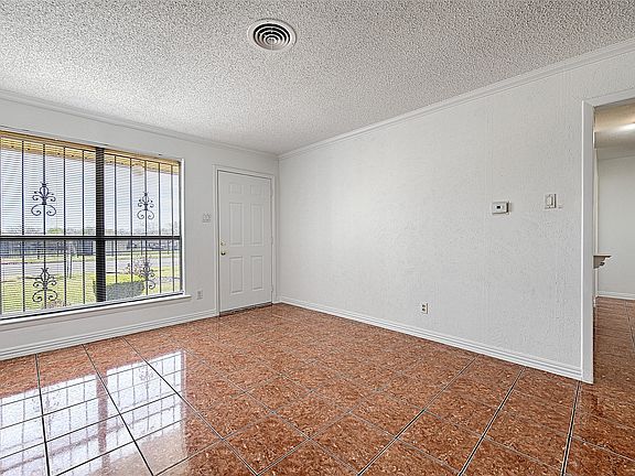 3rd image of 7847 Racine Dr