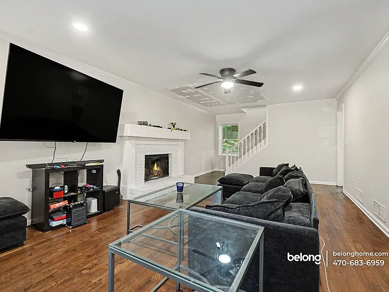 2485 Zachary Woods Dr NW — Photo 10