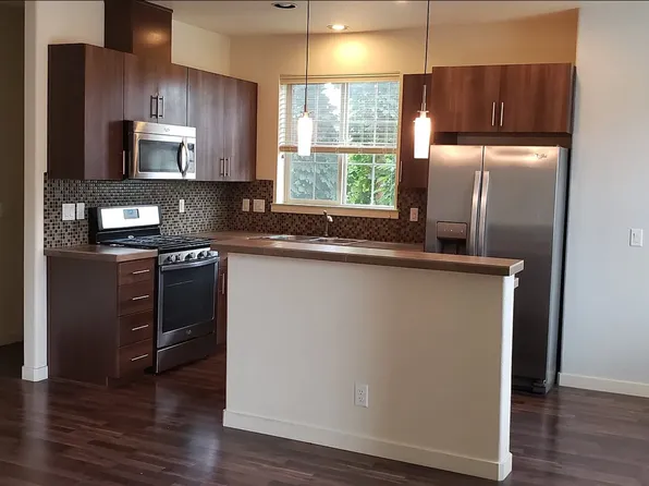 7940 NE Miriam Way, Hillsboro, OR 97006