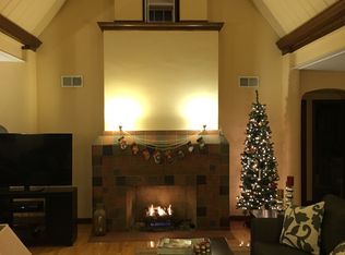 222 N 48th St, Omaha, NE 68132