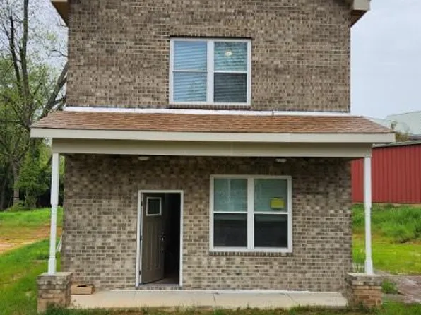106 Andrews Ave N, Greenwood, SC 29646
