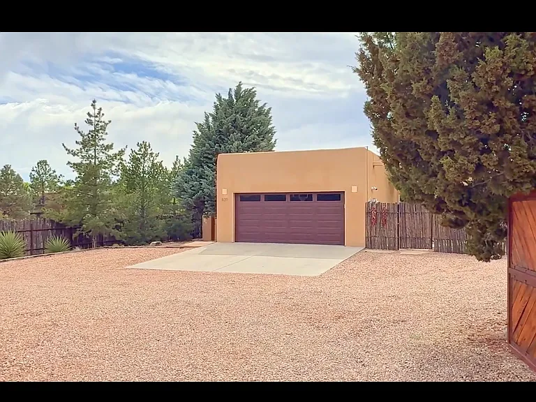 839 Camino Francisca — Photo 2