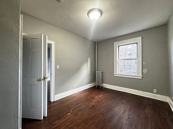 3rd image of 78 Lawrence St APT 1B