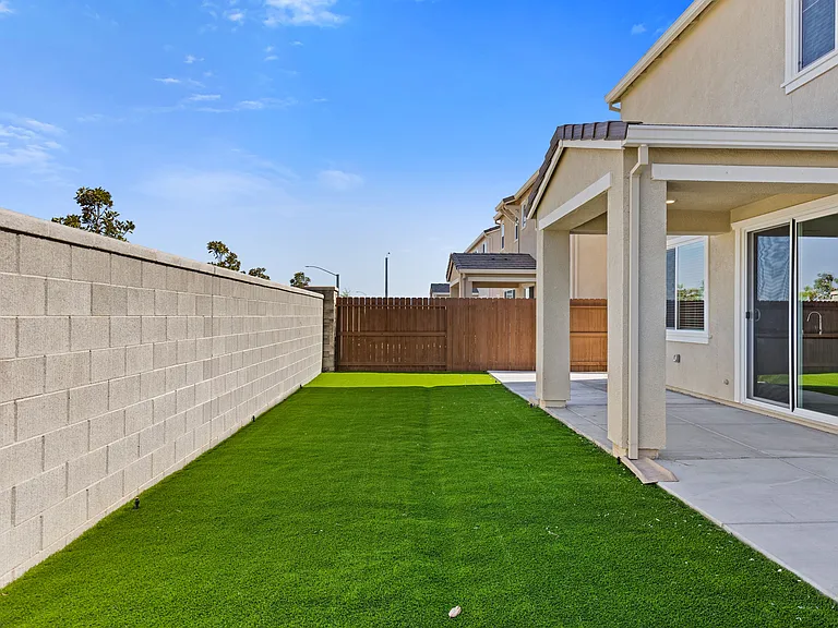 1072 Caraballo Dr — Photo 39