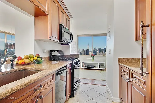 Sold by Corcoran | media 4
