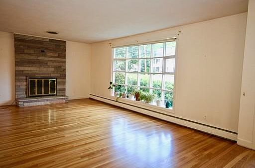 5th image of 131 Smith Dr