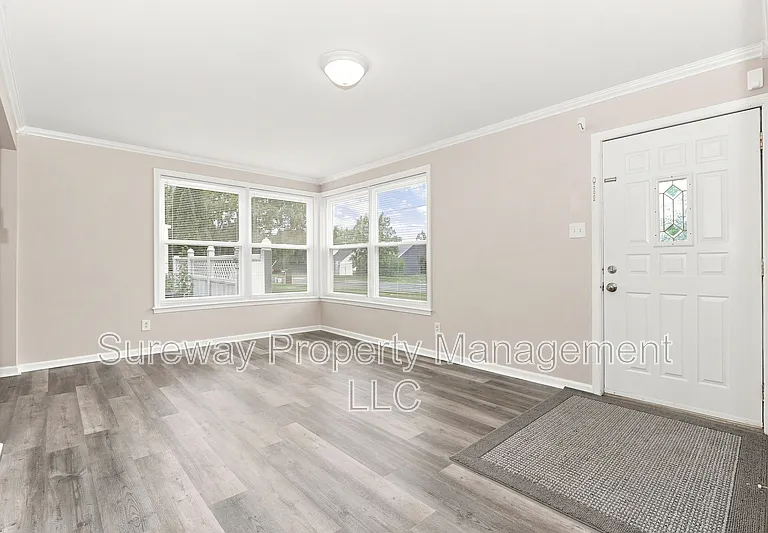 208 Knight Ave — Photo 4