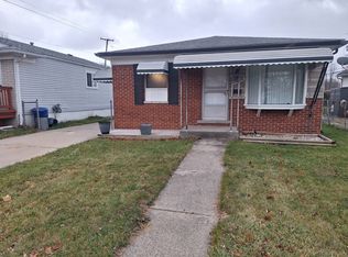 19646 Gaynon Dr, Clinton Township, MI 48035