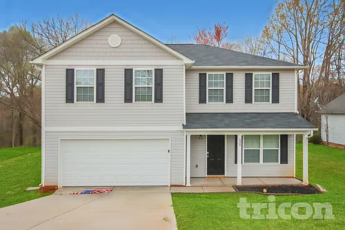 135 Coddington Ln Photo 1