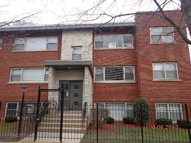 1st image of 7501 N Damen Ave APT A2