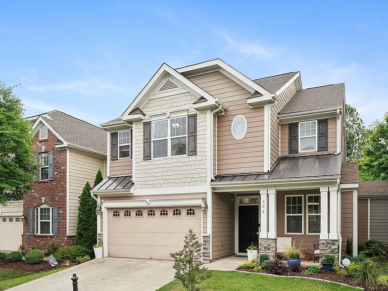 504 Hammond Oak Ln — Photo 1