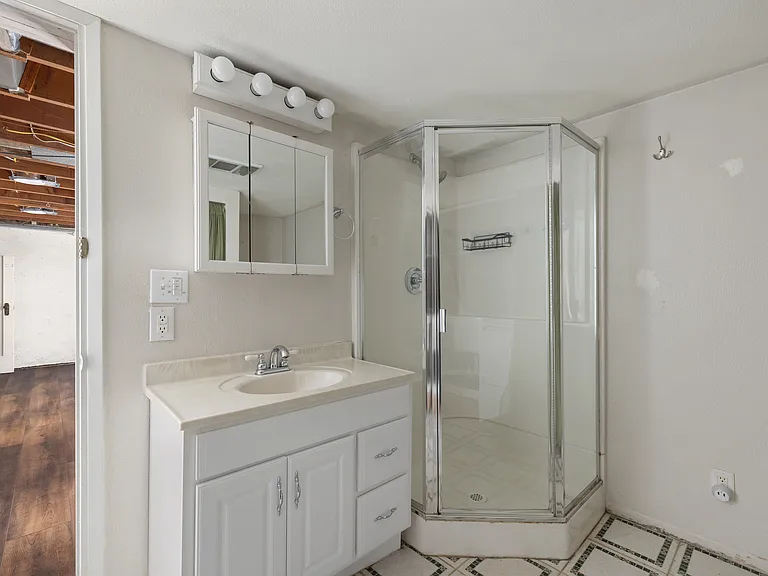 1505 N Monroe St — Photo 14