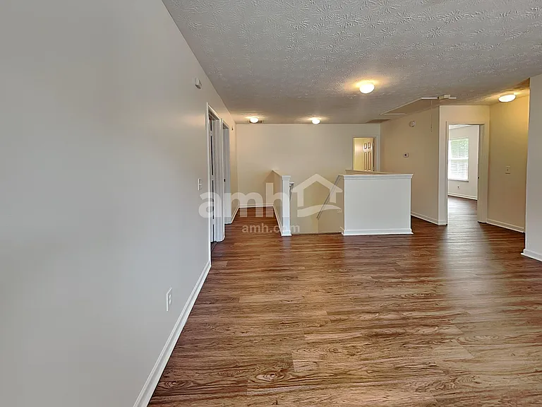 2641 Farmstead Ct — Photo 18