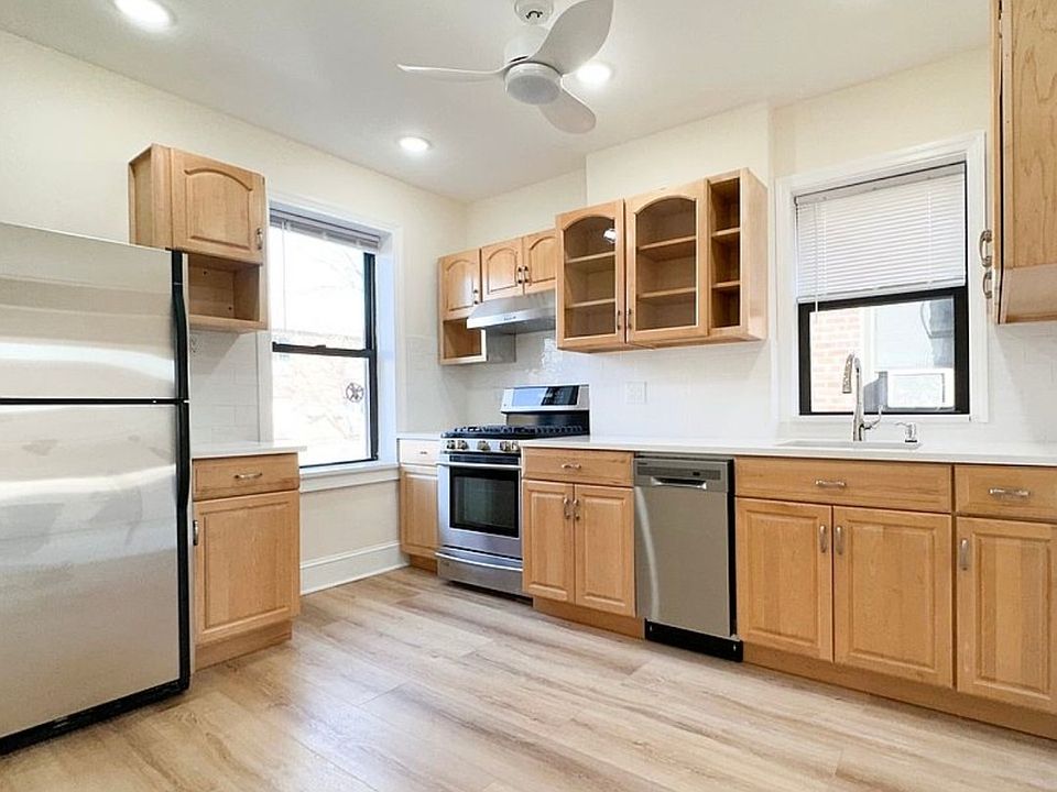1st image of 10447 42nd Ave Floor 2