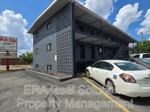 2958 Sullivant Ave #P, Columbus, OH 43204