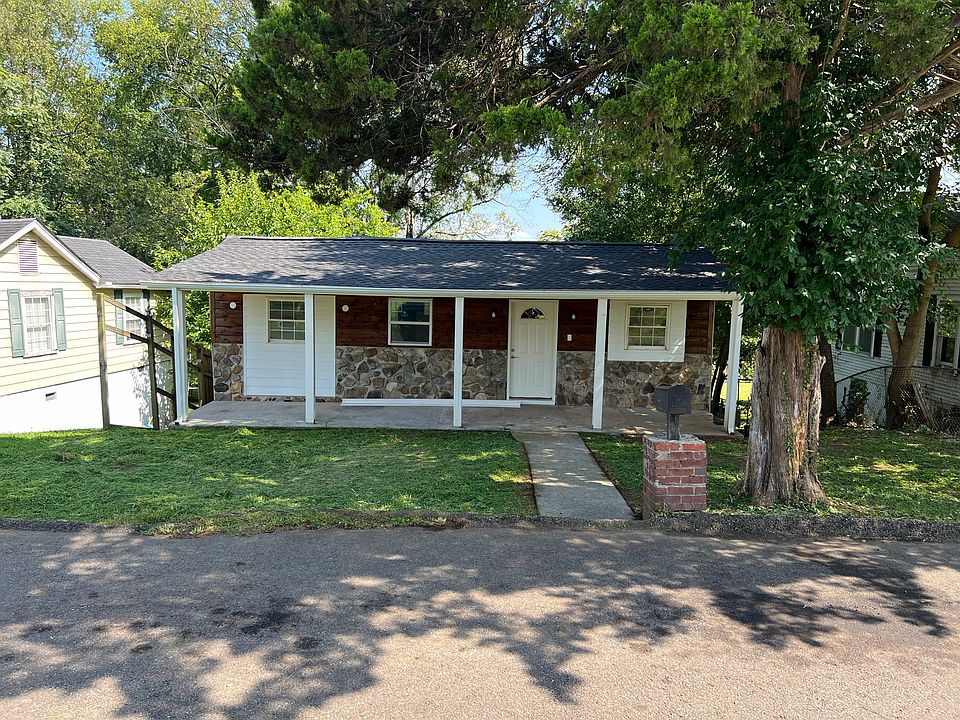 1st image of 828 W Scott Ave #A