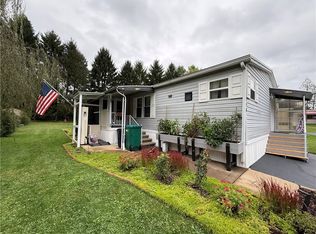238 Kingston Ln, Indiana, PA 15701