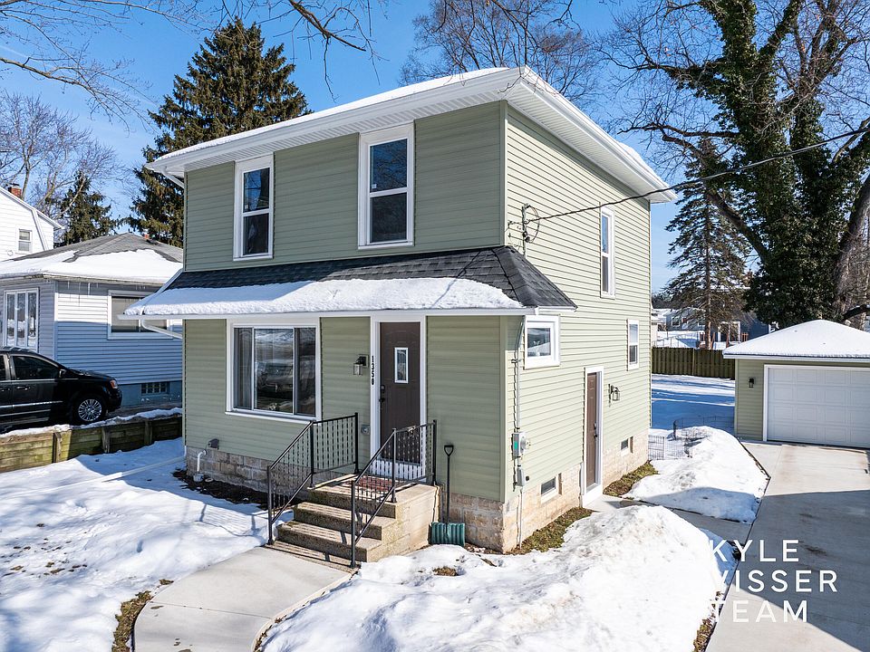 1st image of 1350 Mayfield Ave NE