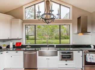 10115 S Riveroaks Dr, Baton Rouge, LA 70815