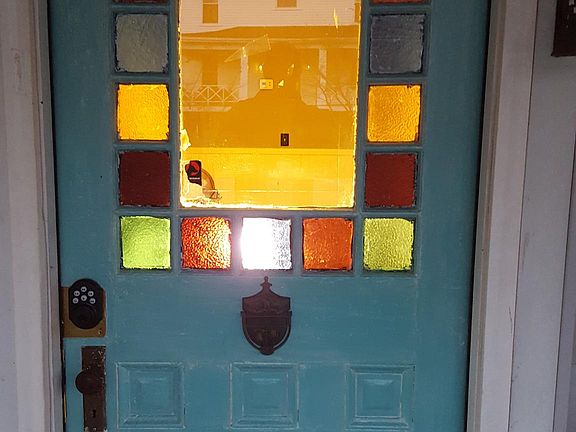 2nd image of 108 Frank St #3/2