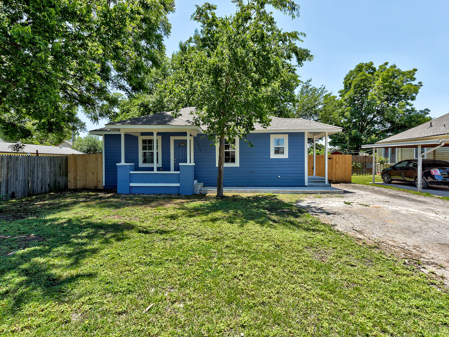 3 bed, 816 sqft, $925 — Photo 2