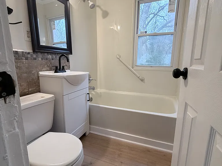 20 Calvin St — Photo 18