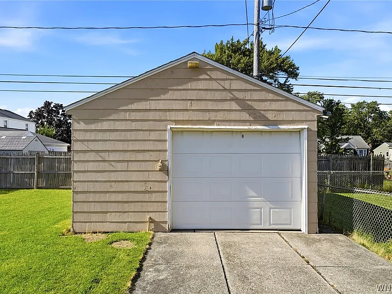 66 Cleveland Dr — Photo 5