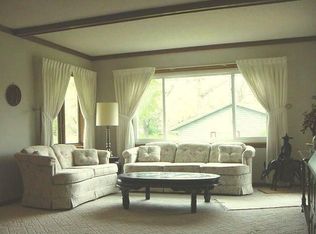 7840 Ridgeway Rd, Golden Valley, MN 55426