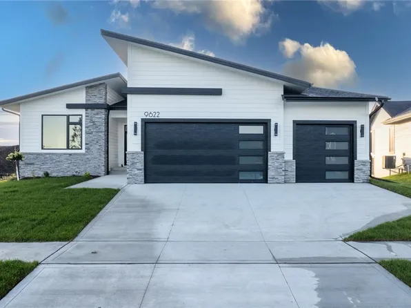 9622 Watermeadow Cir, Johnston, IA 50131