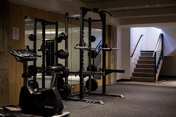 Rented by Nooklyn NYC LLC | media 22