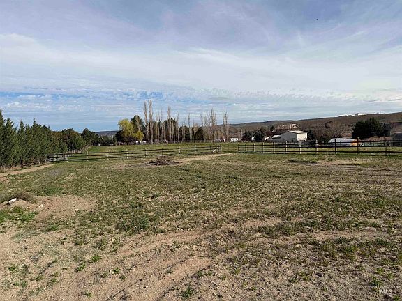 3rd image of Tbd Good Day Rd