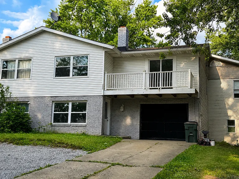 3227 Pickle Rd — Photo 17